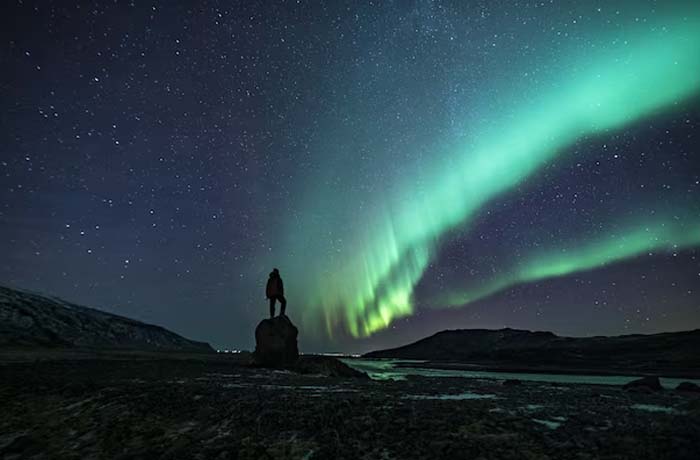 northern-lights-vacations